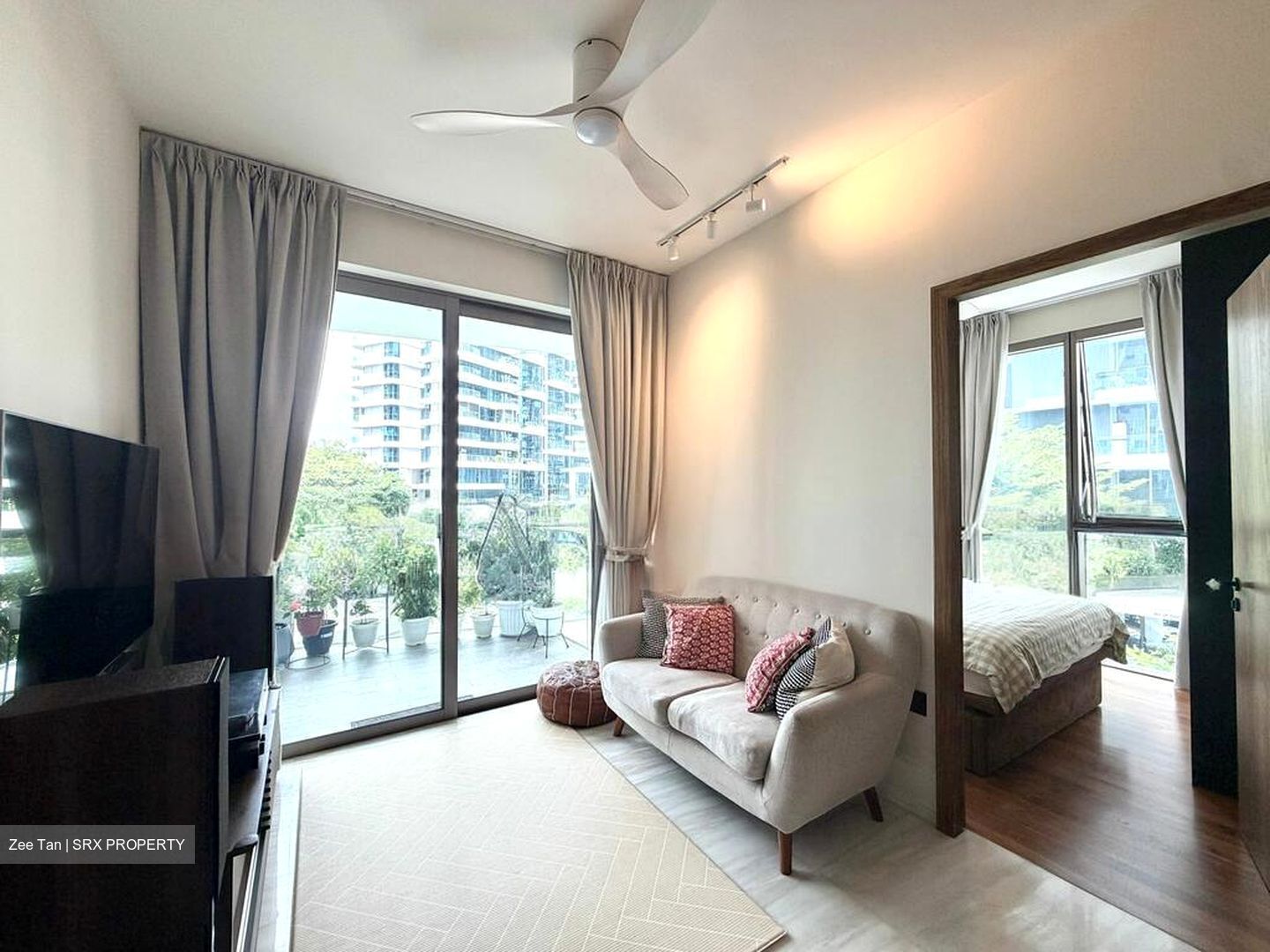 Coastline Residences (D15), Apartment #519299051